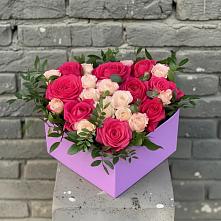 Цветочная композиция из Розы в коробке в Ижевске