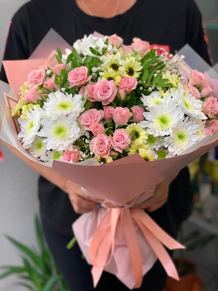 Букет цветов из: Розы и Хризантемы в Ижевске
