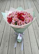 Букет цветов из:  Альстромерии в Ижевске