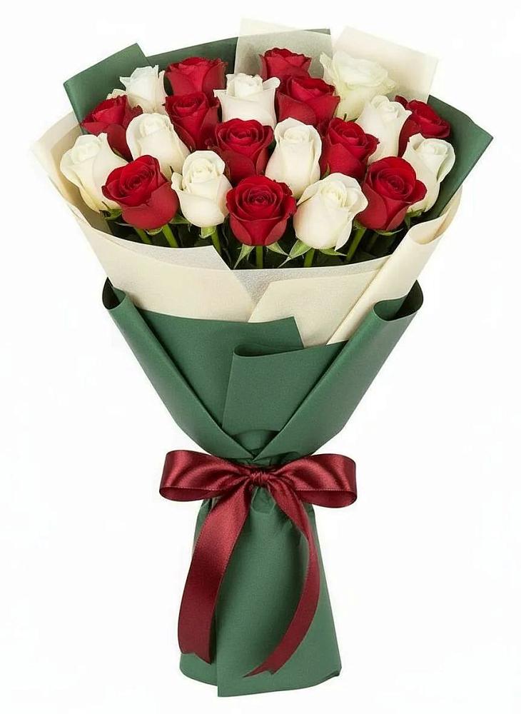 Букет Микс из красных и белых роз в Ижевске