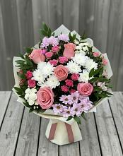 Букет цветов из:  Альстромерии, Гвоздики, Розы и Хризантемы в Ижевске