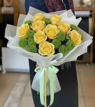Букет цветов из:  Хризантемы и Розы в Ижевске