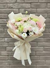 Букет цветов из:  Гвоздики, Розы, Лизиантусы и Хризантемы #REPLACE_PRED# Ижевске