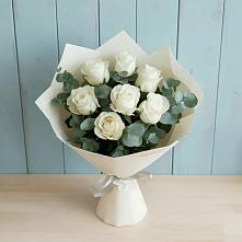 Букет Белые розы в Эвкалипте в Ижевске